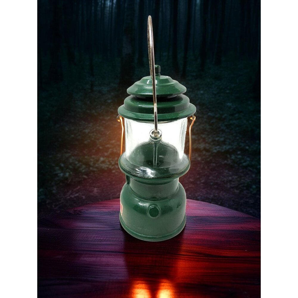 Vintage Avon Wild Country Cologne Coleman Lantern Bottle - Picture 7 of 10